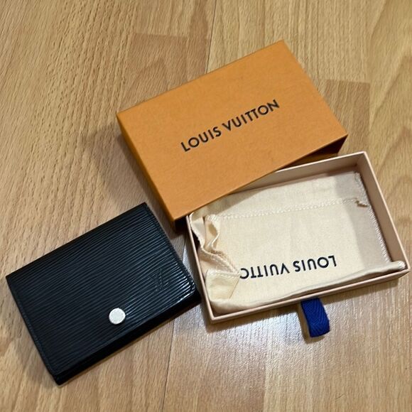 Louis Vuitton Epi Noir Flap cardholder - Picture 1 of 13